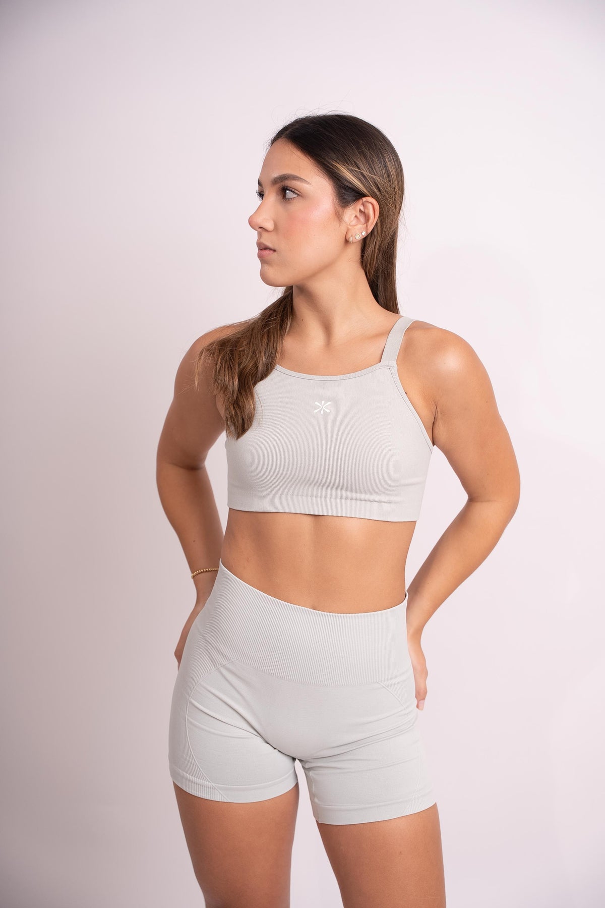 top cruzado atras