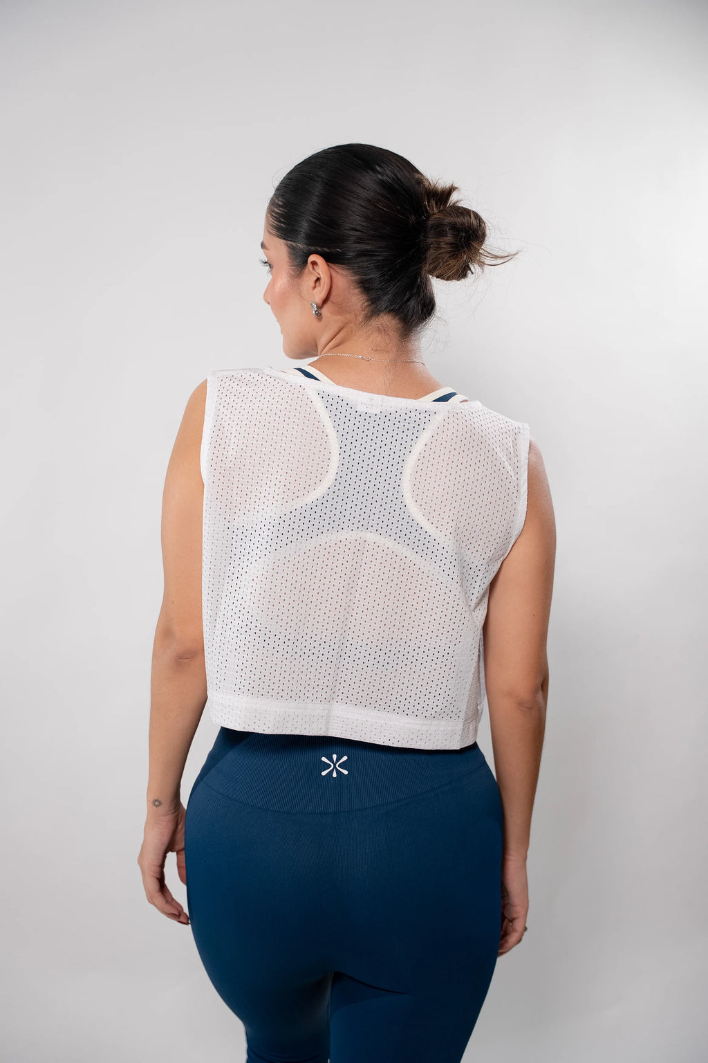 Malla deportiva sin manga